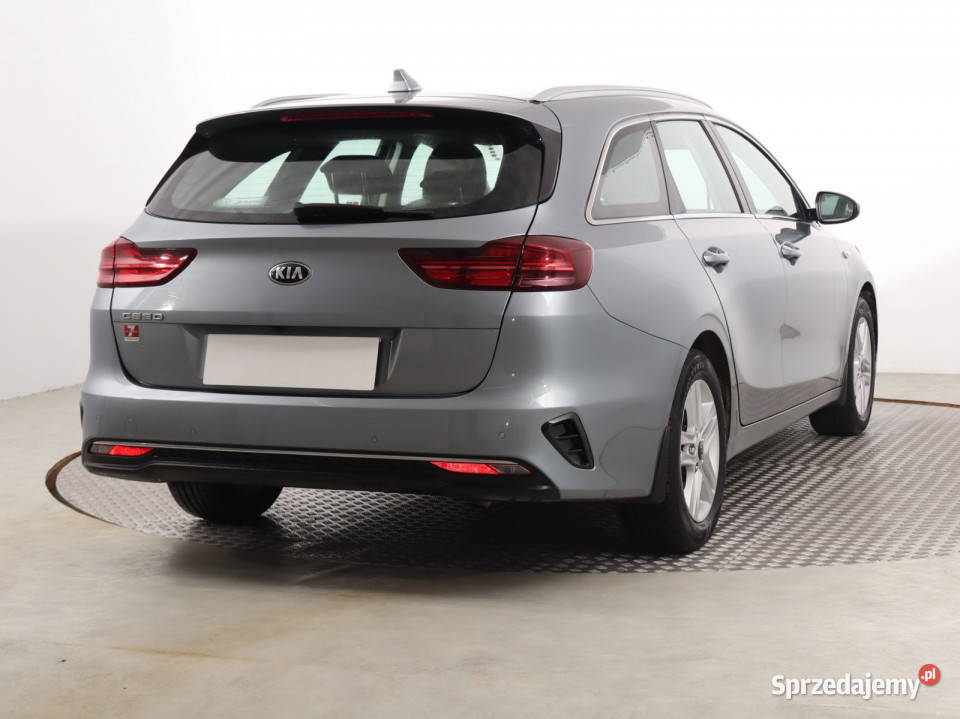Kia Ceed 14 TGDI Rok produkcji 2019 sprzedam