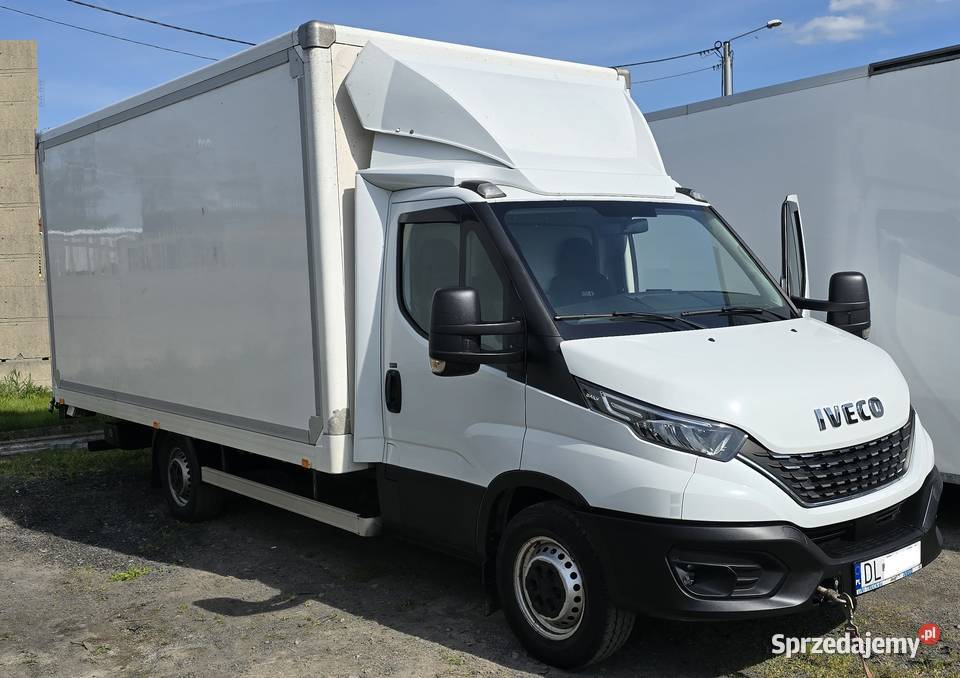 Iveco Daily 35S12 kontener 10 palet winda Legnica