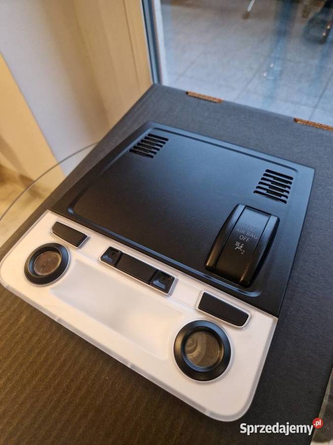 Lampka Podsufitki Bmw e81 e82 e87 e90 e91 osobowe Warszawa