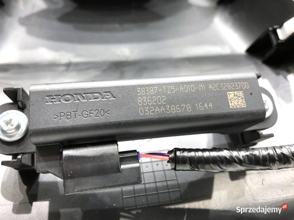 KRATKA NAWIEWU TYŁ HONDA CRV V SUV WENTYLACJI