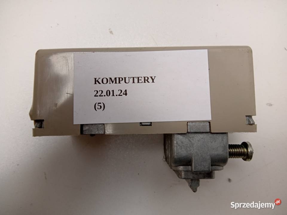 RYGIEL KOLUMNY KIEROWNICZEJ INFINITI QX70 FX sprzedam