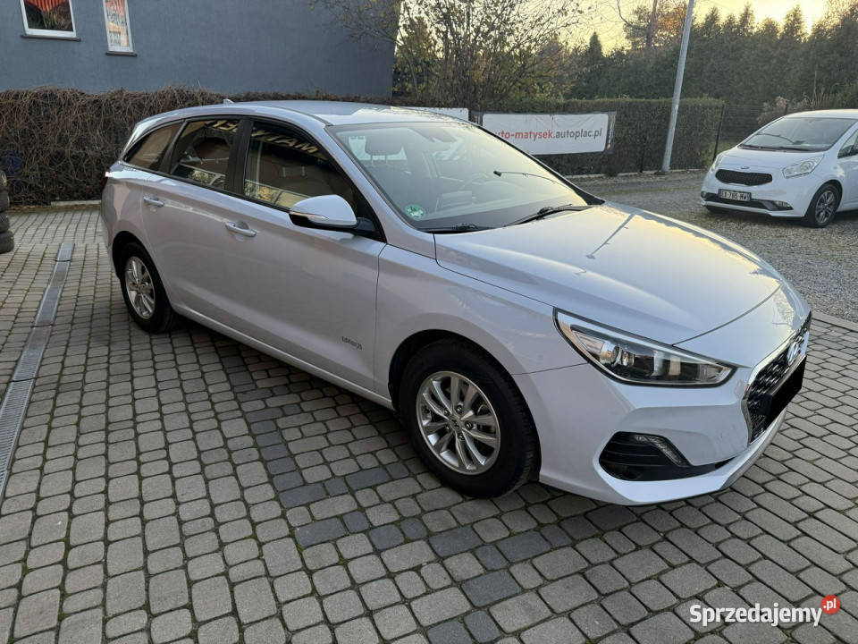 Hyundai i30 14 100 Klima Navi Kamera Koła 100KM śląskie