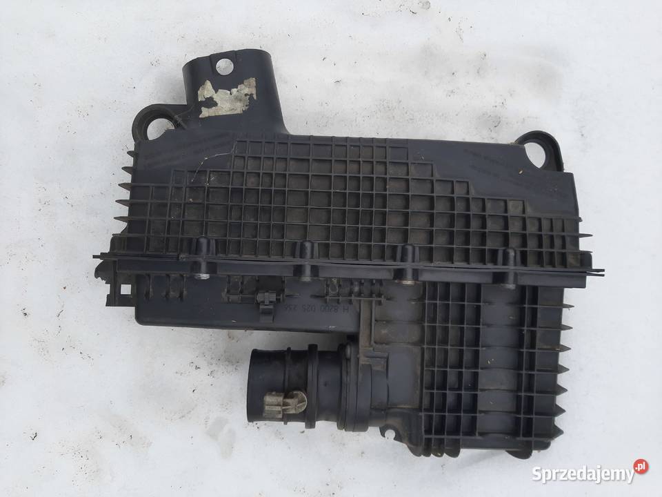 Renaut 15 DCI obudowa filtra powietrza osobowe Ksawerów