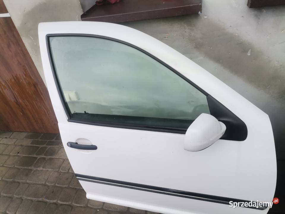 VW GOLF 4 KOMBI DRZWI PRAWY PRZÓD osobowe Nowy Sącz