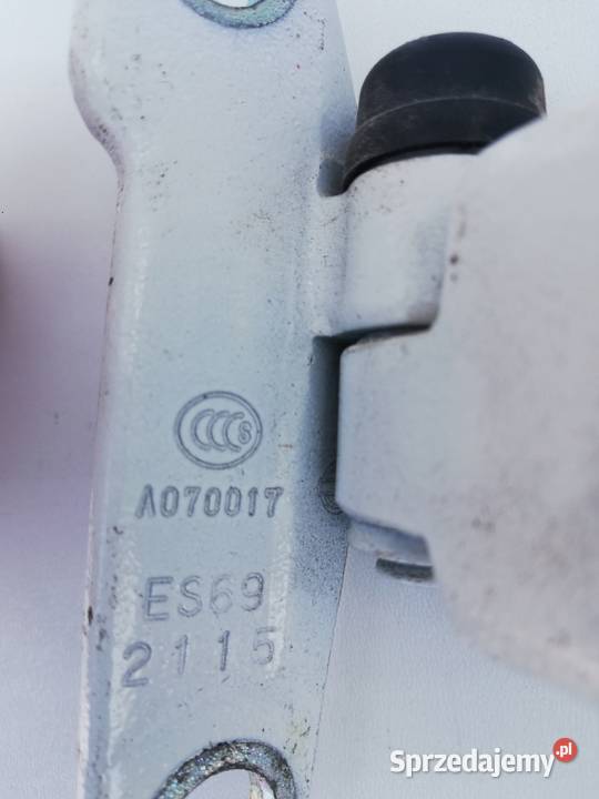 ZAWIAS DRZWI INFINITI Q50 Karoseria Nowy Tomyśl sprzedam