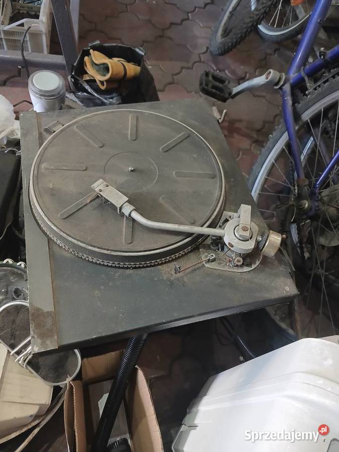 Zabytkowy gramofon