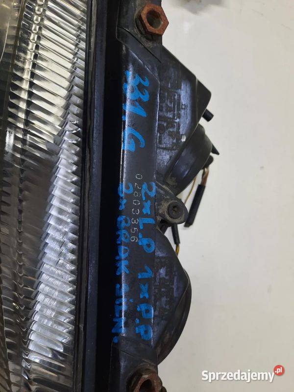 331G VW PASAT B5 LAMPA LEWA PRAWA PRZOD EUROPA Włoszczowa