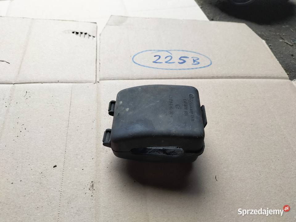 AUDI A38L A3 8L LIFT OBUDOWA OSŁONA PRZEWODÓW osobowe Pozostałe Kamień-Kolonia