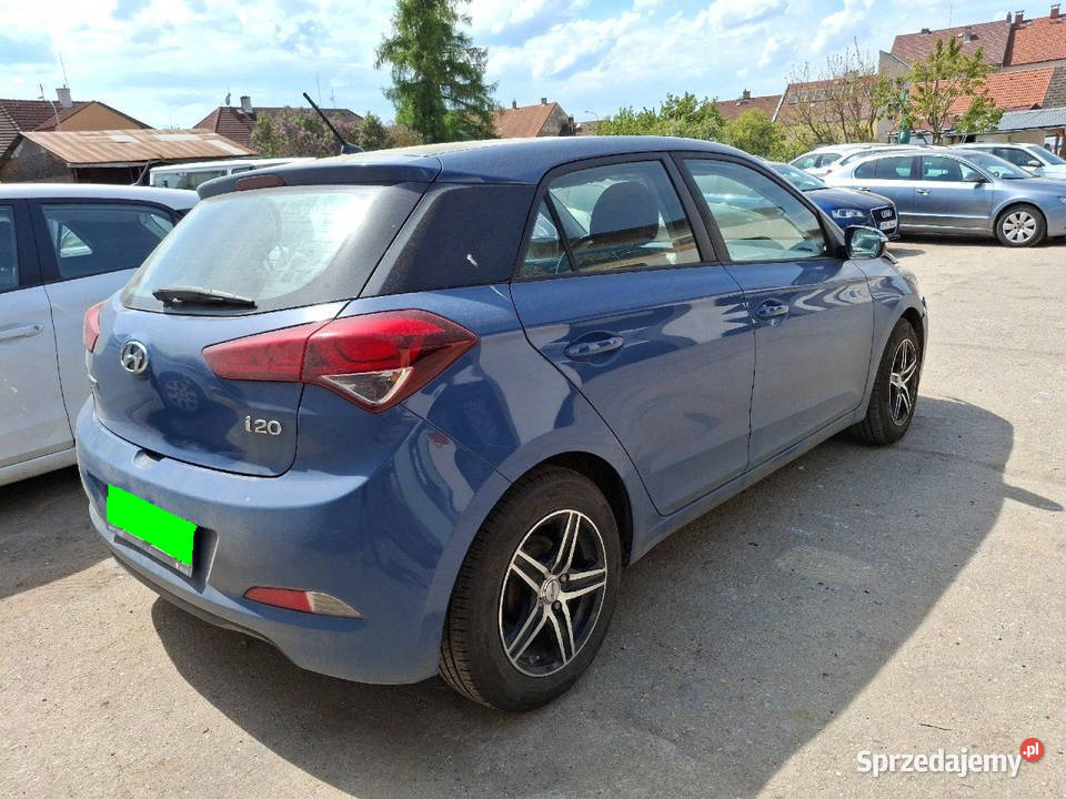 Hyundai i20 family 32018 12 benzin 55kw lekko manualna i20 Bochnia