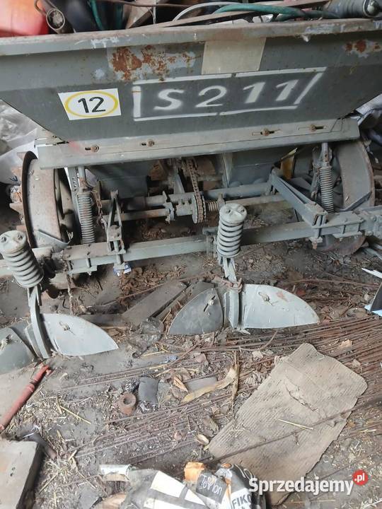 Sadzarka do ziemniaków S211