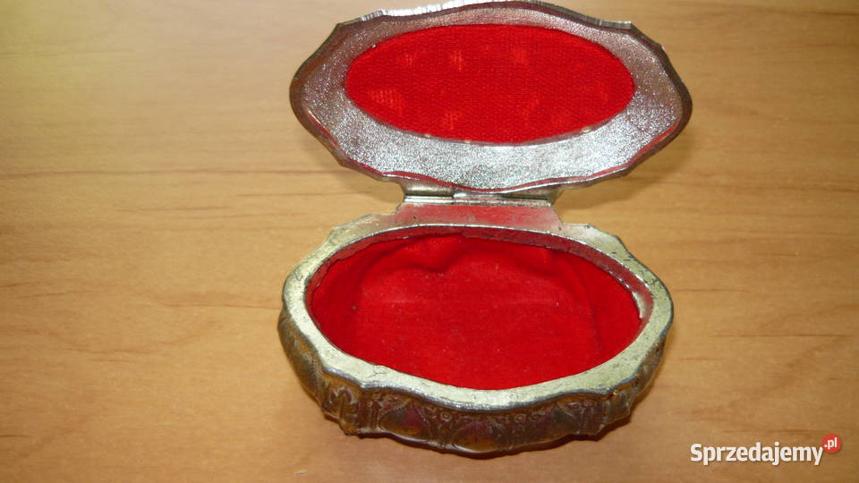 Szkatułka platerowana Antyki, Sztuka, Kolekcje śląskie Myszków