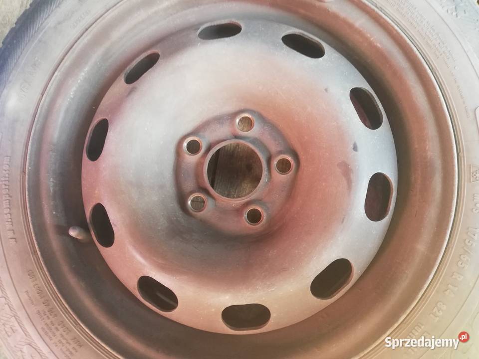 Sprzedam 4 zimowe opony 17565R14 Tstan z felgami Motoryzacja