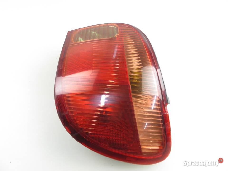 LAMPA PRAWA TYLNA TOYOTA YARIS I P1 Lampy tylne
