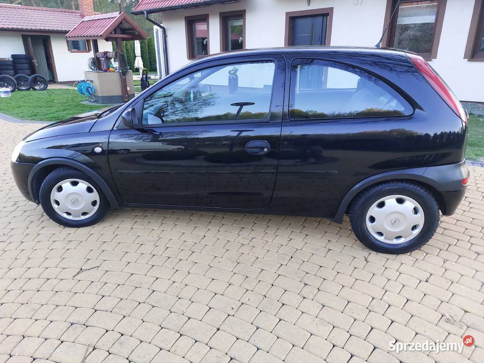 Sprzedam opel corsa 2002 175000 przebiegu klima benzyna zachodniopomorskie Kołobrzeg