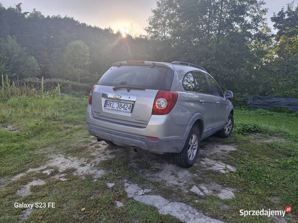 Chevrolet Captiva 24 benzyna gaz srebrny