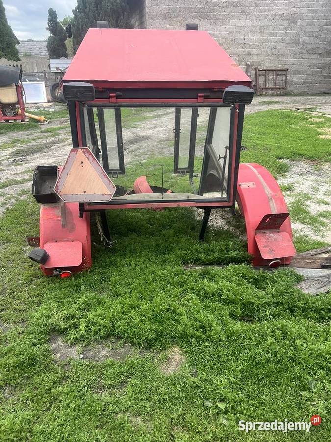 Kabina sadownicza z błotnikami mf 235 Widzów sprzedam