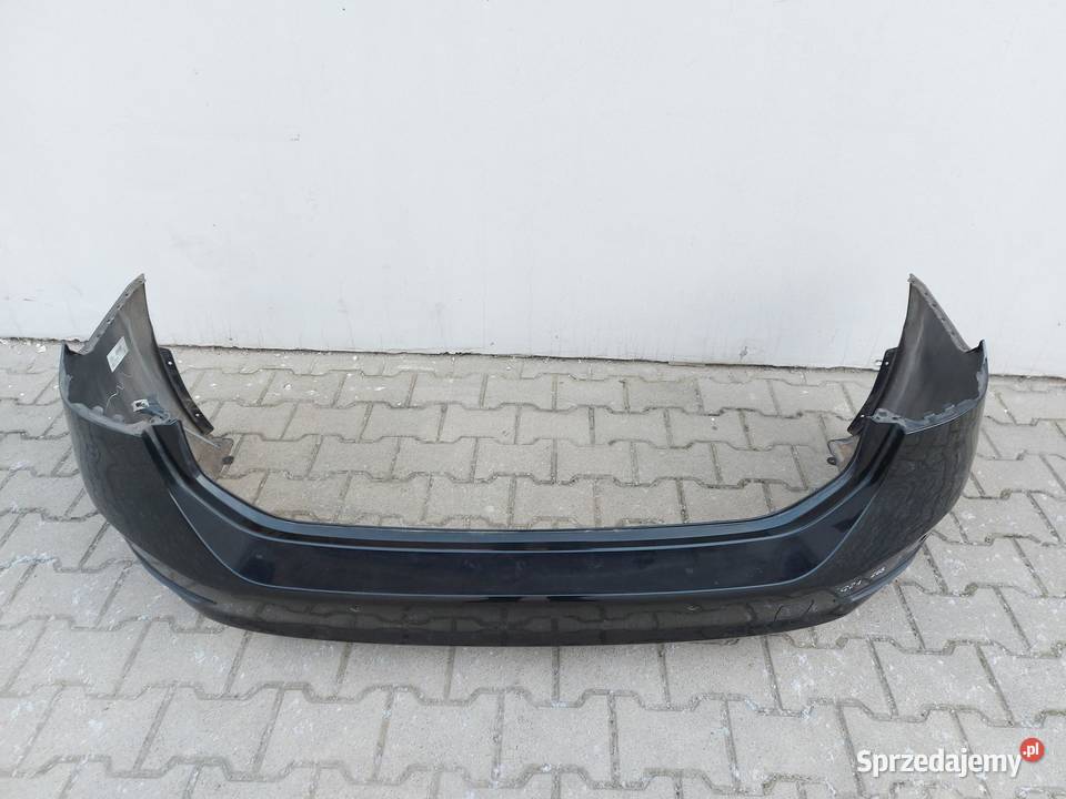 BMW G21 G20 Kombi 330e 2022r zderzak tył tylny osobowe sprzedam
