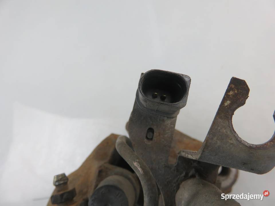 ZACISK LEWY PRZÓD AUDI A4 B6 25 TDI