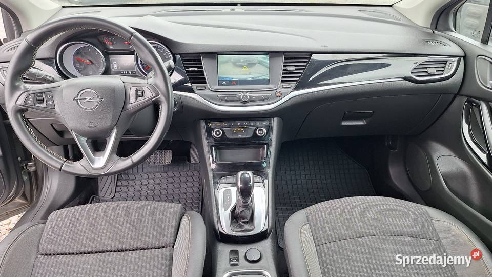 Opel Astra ledy Nawigacja Kamera nieuszkodzony Zamość sprzedam