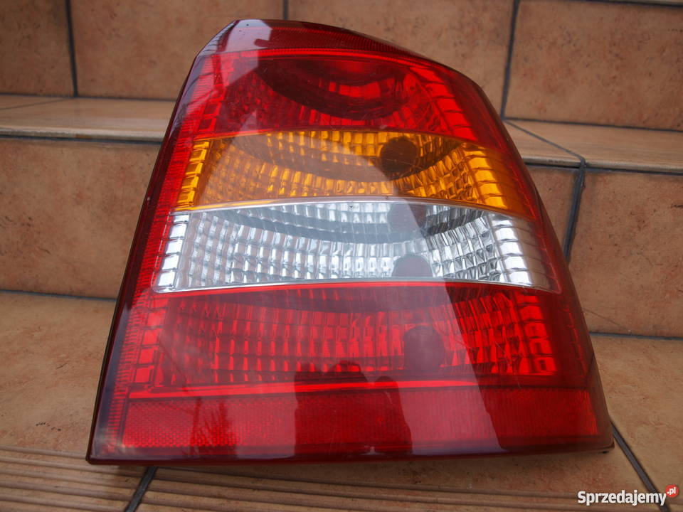 Opel Astra 2 lampa prawa tył 1998 2004r europa Kalisz