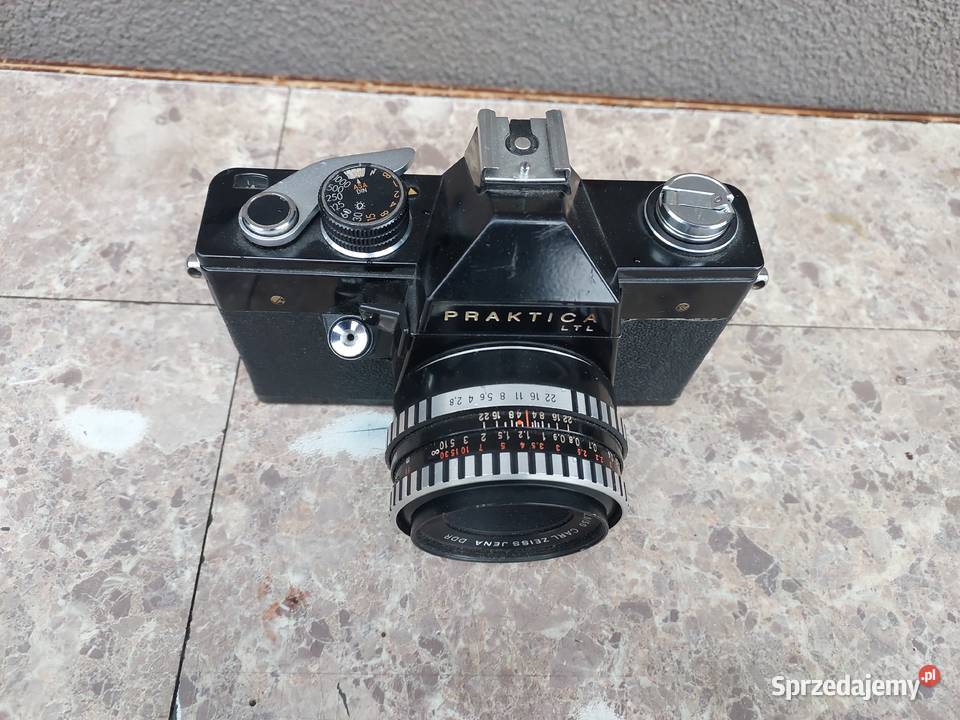 27 Stary aparat fotograficzny Praktica LTL Zeiss