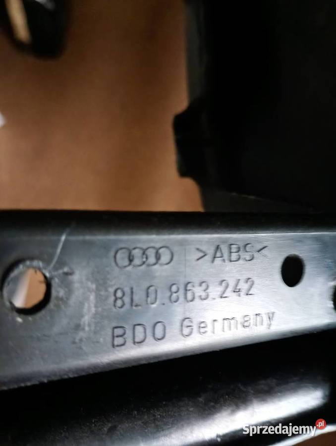 Audi A3 8L 9600 Tunel środkowy Europa 8L0863242 pomorskie Iłownica