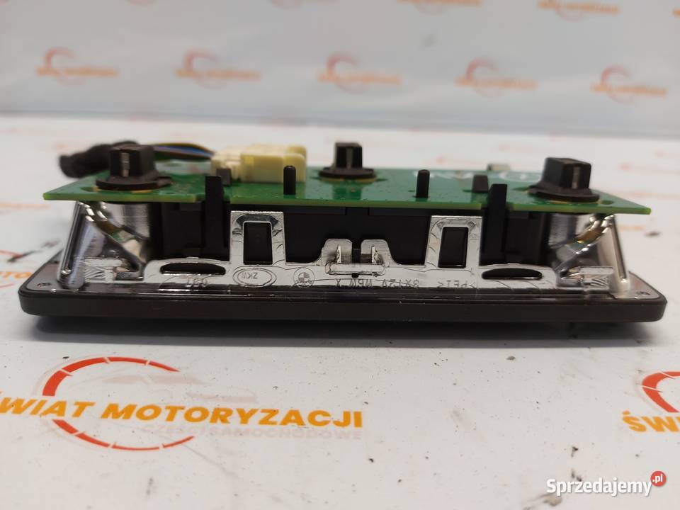 BMW F10 LIFT lampka podsufitki 6570200000 świętokrzyskie Kielce