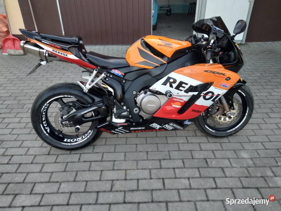 Honda cbr 1000rr sc57 repsol 43 przebiegu nowy łańcuch Lipowa