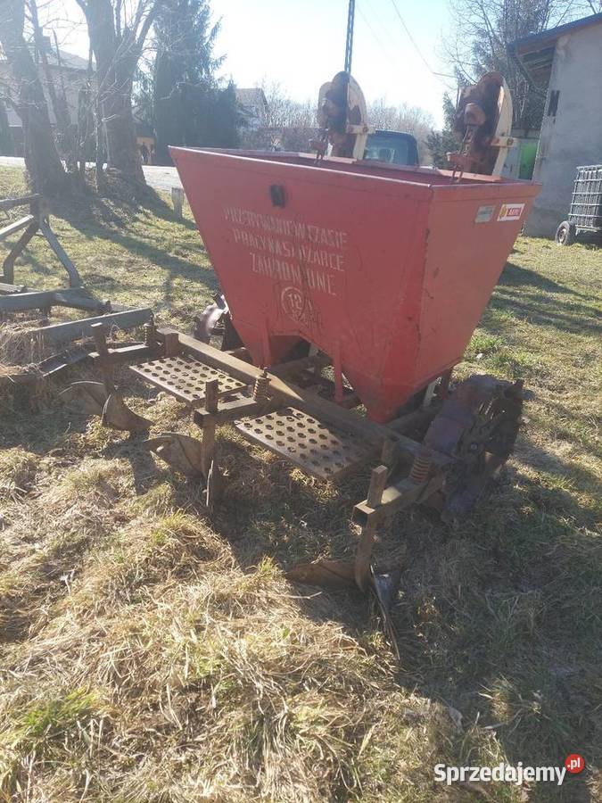 Sadzarka do ziemniaków akpil Blizne