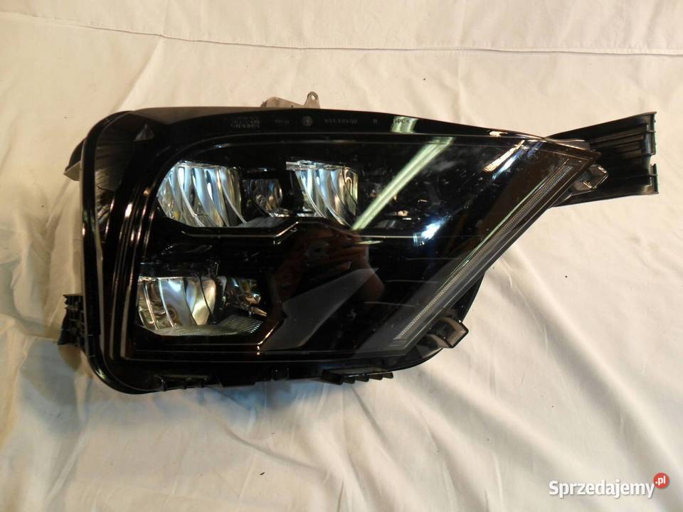 REFLEKTOR PRZÓD STRONA PRAWA CITROEN C5 X osobowe wielkopolskie Nowy Tomyśl