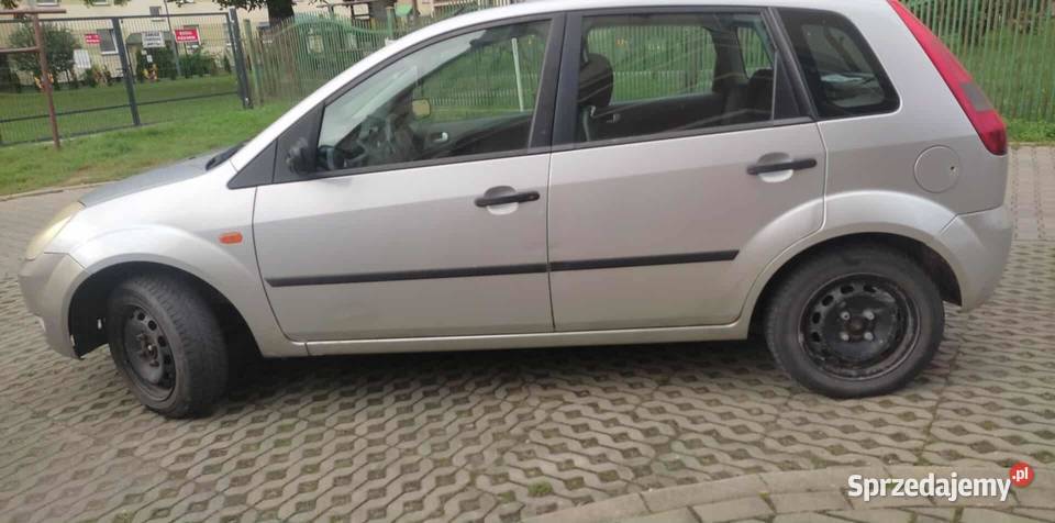 FORD FIESTA 1400cm3 podkarpackie Jasło