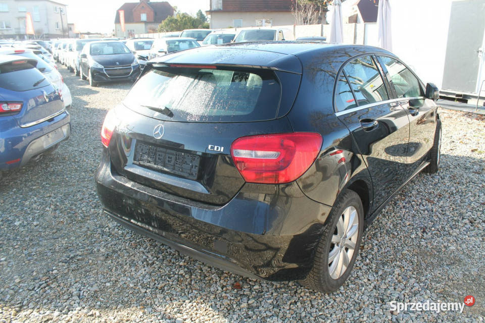 Mercedes A 200 W176 2012 manualna