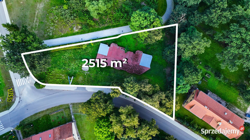 Działka inwestycyjna w mieście z mediami 2500m2 warmińsko-mazurskie Reszel