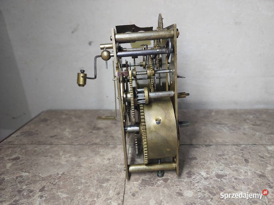 711 Mechanizm starego zegara ściennego Junghans Tczew