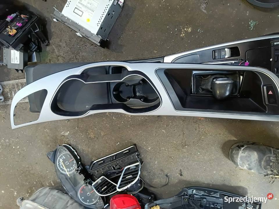 Dekor deski rozdzielczej Audi A4 B8 Bodzentyn sprzedam