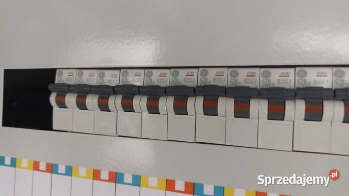Skrzynka elektryczna 1160x490x140 z wyposażeniem Produkcja dolnośląskie Jelenia Góra