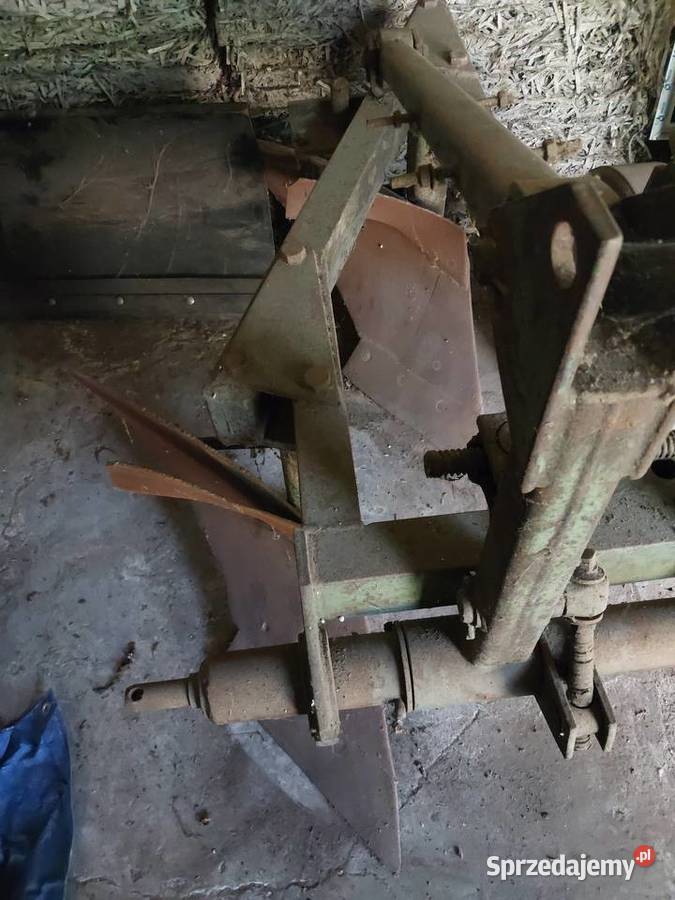 Pług 2skibowy zagonowy nieuszkodzony Stopnica