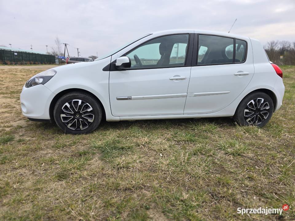 Renault Clio 15 dCi Alize HAK faktura VAT Długi klimatyzacja dolnośląskie Wrocław