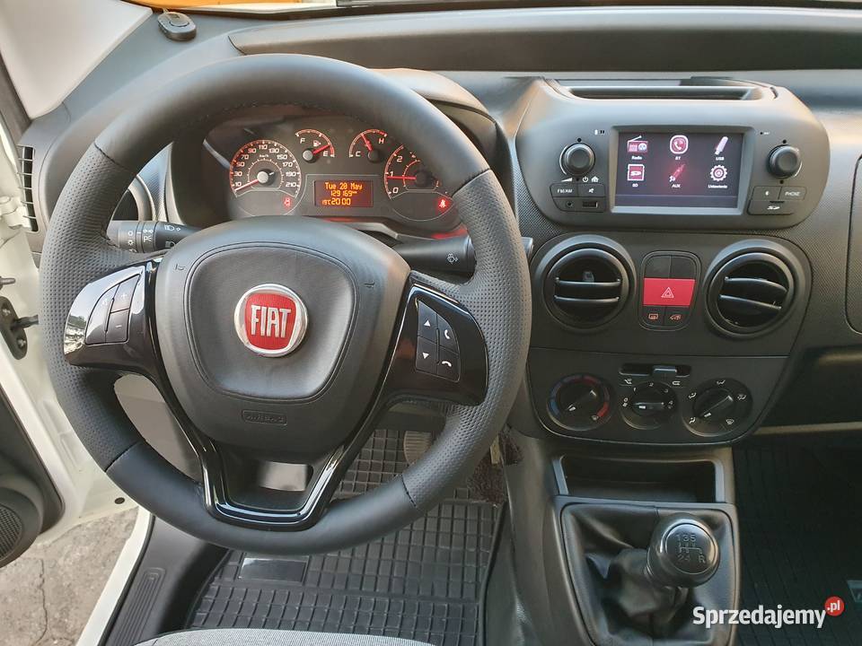 Fiat Fiorino 14LPG 4 drzwi SalonPL Serwisowany światła przeciwmgłowe