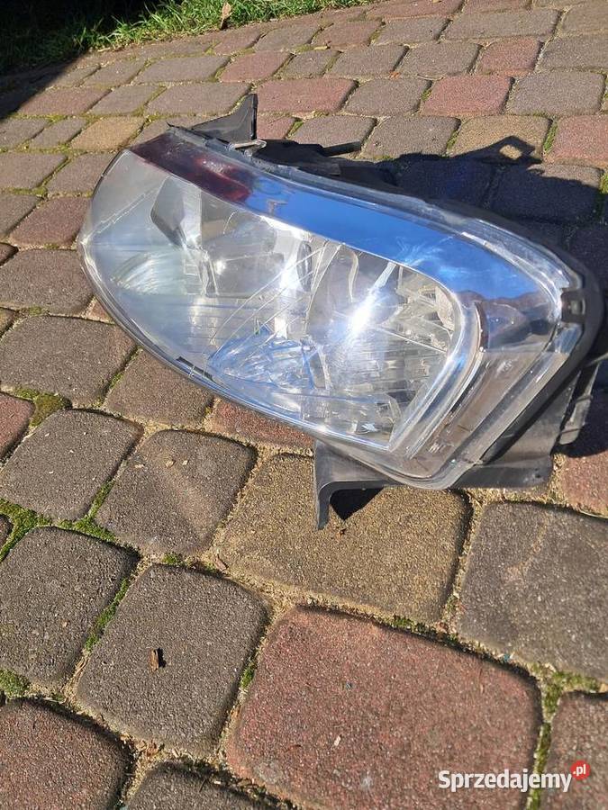 Lampa przód lewa toyota corolla sedan 2007 osobowe Kraków