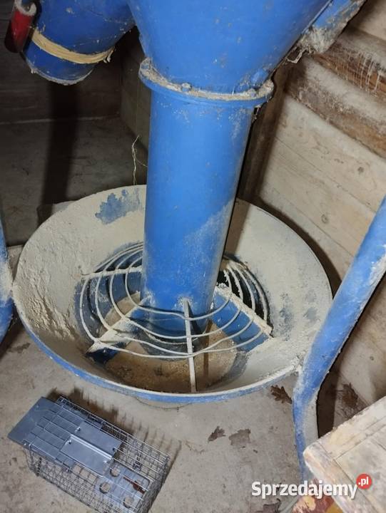 Mieszalnik pasz zaprawiarka do zboża nieuszkodzony lubelskie Gaj Gruszczański