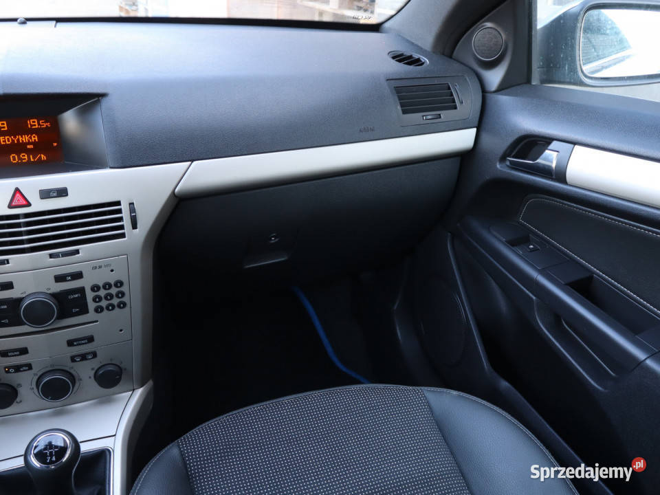 Opel Astra 18 16V Rok produkcji 2008 Katowice