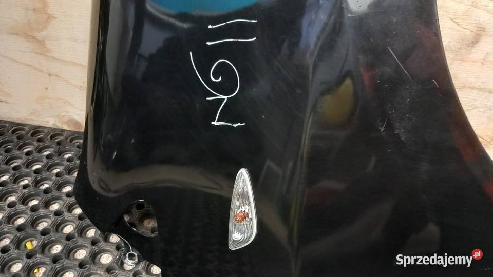 KIA PICANTO II BŁOTNIK PRZÓD PRAWY Z1 Zbierkowo