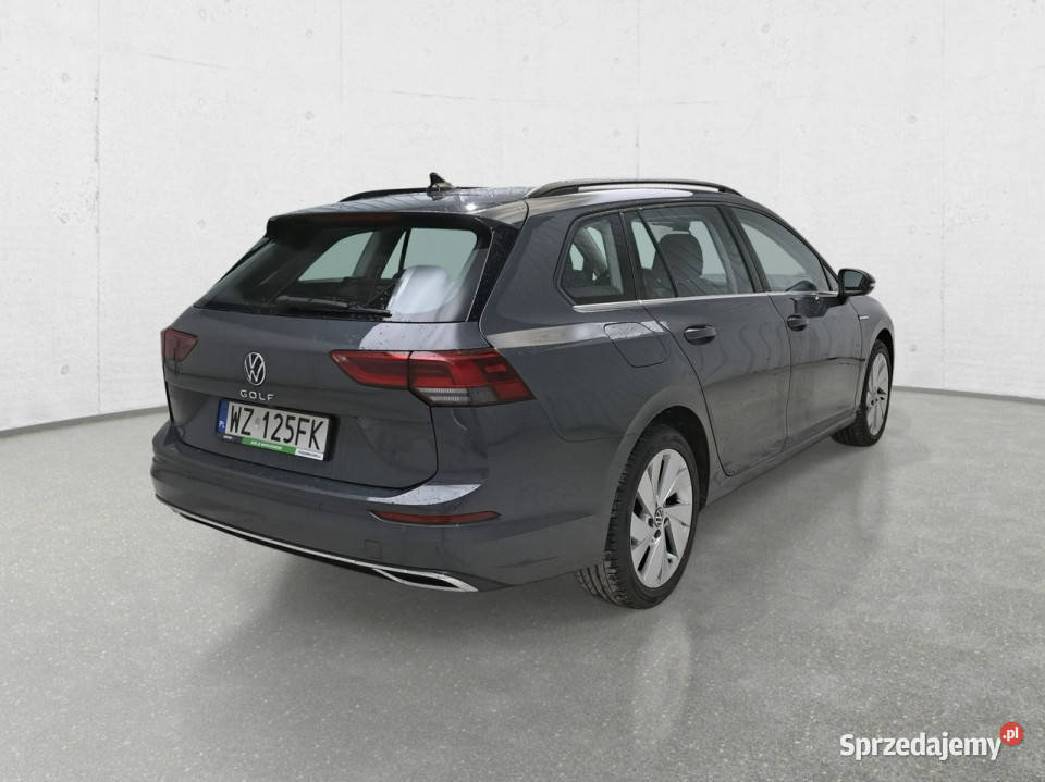 Volkswagen Golf Poleasingowe BZ VIII 2020 Rok produkcji 2022 Komorniki