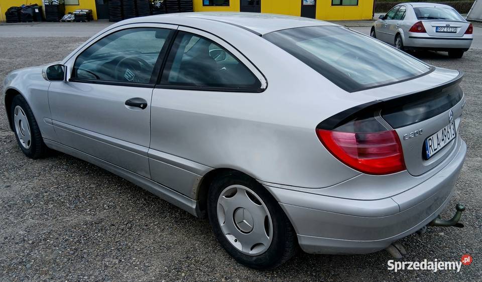 Mercedes 20 kompressor 8tani gruz OC do 022027r benzyna Jarosław sprzedam
