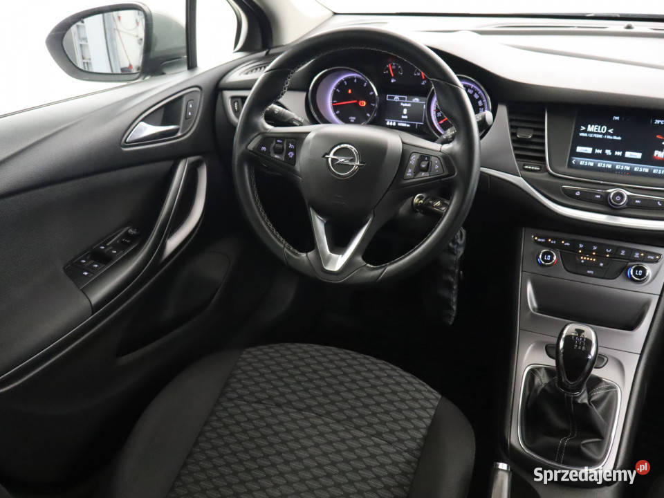 Opel Astra 14 T sprzedam