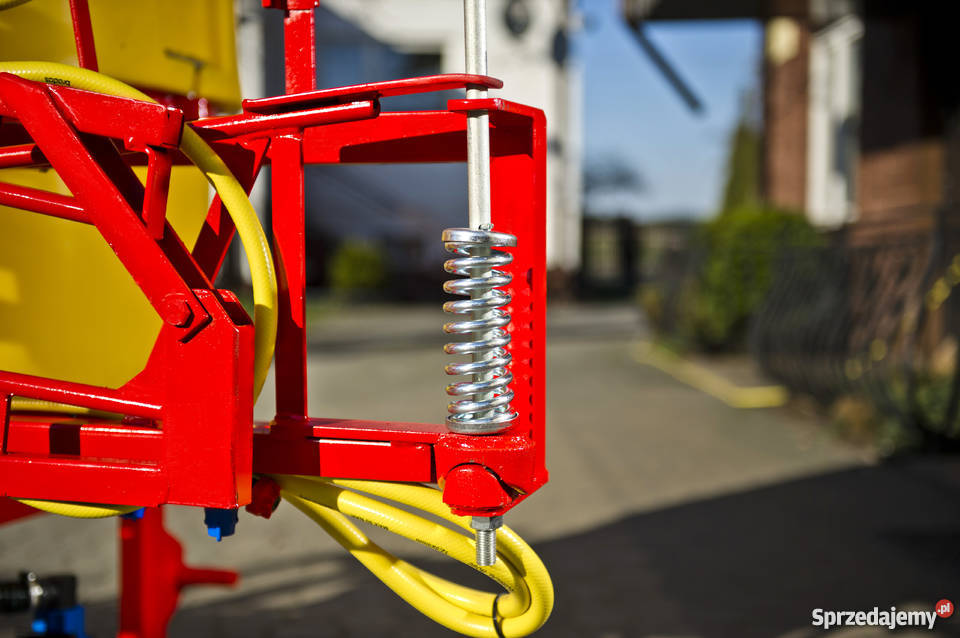 OPRYSKIWACZ POLOWY ZAWIESZANY 400L600L800L1000L nieuszkodzony