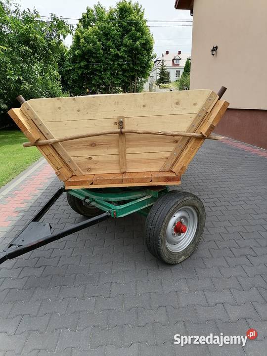Wóz ciągnikiem fura świętokrzyskie Masłów Drugi