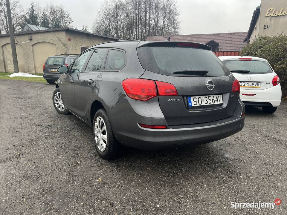 Opel Astra 17 diesel 2012 moc 110 Zarejestrowany w Polsce