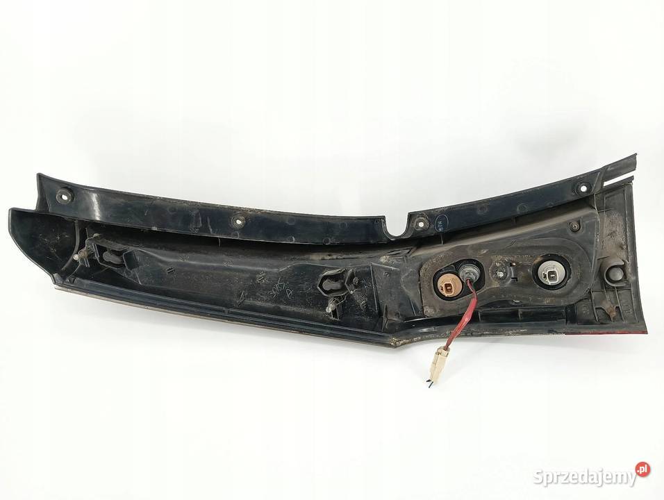 LAMPA TYŁ PRAWA EU Mitsubishi Grandis I 20032011